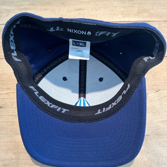 Nixon baseball hat, Flexfit size L/XL, navy blue - Picture 7 of 8